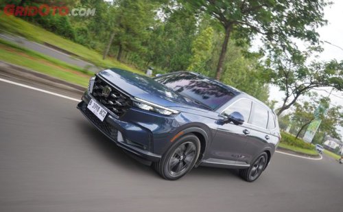 Tanpa Embel-embel Hybrid, Lebih Irit Innova Zenix atau CR-V Turbo?