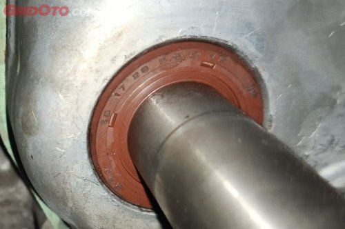 Adopsi Teknologi Pesawat, Ini Alasannya Sil Pulley Motor Matic Lawas Jarang Rembes