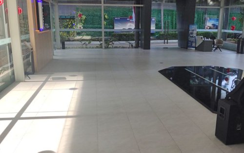 BYD, Sepenggal Kisah Dealer BYD Sudirman Bertahan di Tengah Demo Besar Jakarta