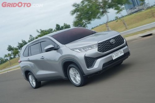 Tanpa Embel-embel Hybrid, Lebih Irit Innova Zenix atau CR-V Turbo?