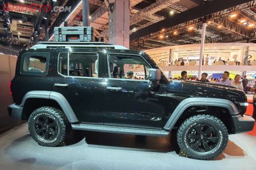 Enggak Cuma di Lumpur, GWM Tank 300 Unjuk Gigi Kemampuan Off-Road di Dalam Gedung