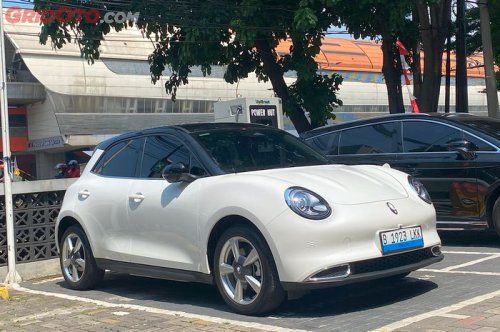 Karena Dua Alasan Ini, Ngecas Baterai GWM ORA 03 BEV Enak Banget