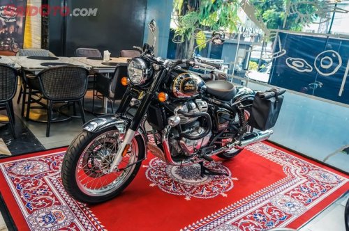 Tampilan Masih Klasik, Royal Enfield Classic 650 Punya Fitur Canggih Ini