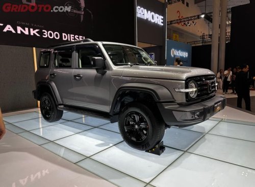 Bisa Putar di Tempat, Bedah Spek, Fitur dan Varian Lengkap GWM Tank 300 Diesel di GIIAS 2025
