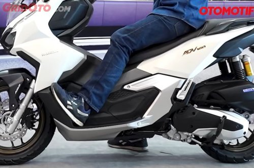 Banyak yang Belum Paham, Ternyata Kaki Ini yang Harus Turun saat Motor Berhenti