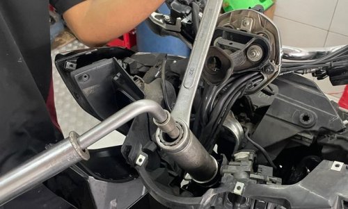 Cara Mudah Menyetel Komstir di Motor Matic, Kuncinya Jangan Jedug