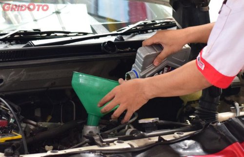 Efek Telat Ganti Oli Mesin Nggak Langsung Terasa, Tapi Jangka Panjang!