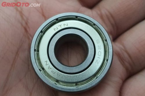 Cara Bikin Bearing Roda Motor Bekas Mau Lebih Awet, Coba Trik Ini