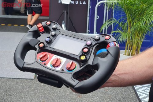 Nissan, Canggih, Setir Mobil Formula E Nissan Bisa Lakukan Ini Dengan Jari