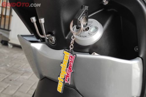 Pantas Saja Seret Terus, Ternyata Begini Cara Yang Benar Lumasi Kunci Kontak Motor