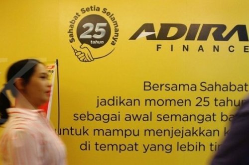Penjualan Mobil Loyo, Mobil Listrik Jadi Jagoan di Balik Kredit Naik