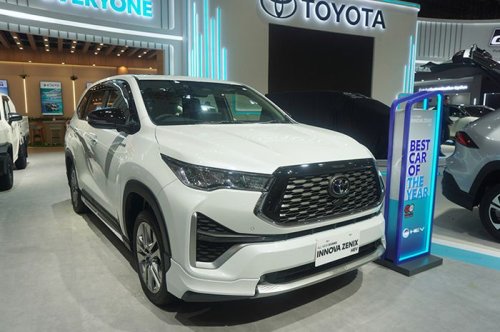 Astra Financial Umbar Promo di GIIAS 2025, Kredit Kijang Innova Zenix Untung Rp 57 Juta