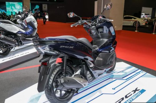 Honda | Tergolong Barang Ghoib, Baterai Lithium Honda PCX Hybrid Tembus Segini