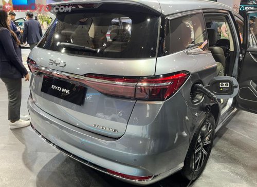 BYD | Habis Lebaran Minat BYD M6, Cek Harga Barunya Per April 2025