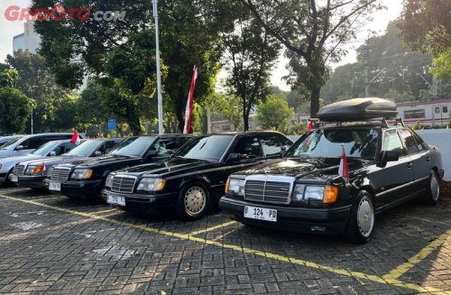 Ini Seru-Seruan Bareng Komunitas di Acara OTOMOTIF Merdeka Drive 2025