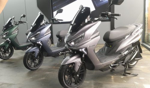 Polytron, Mobil Listrik Polytron, Polytron Punya Showroom Mobil Listrik Pertama, Intip Fasilitasnya