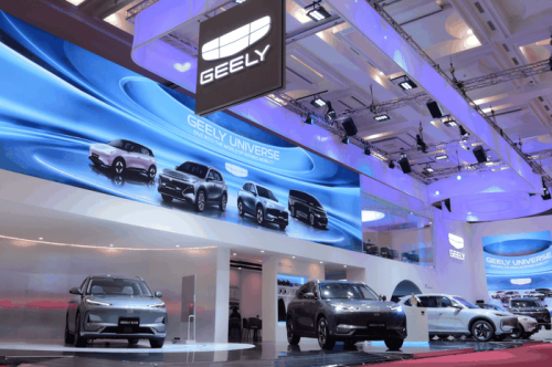 Geely, Perdana Tampil di GIIAS, Segini Total SPK yang Berhasil Diraup Geely