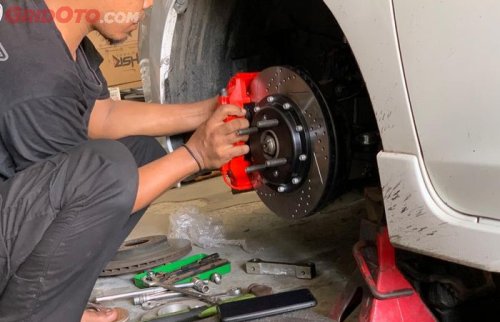 Rem Mobil Jadi Bermasalah Setelah Terkena Banjir? Lakukan Hal Ini