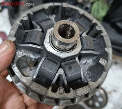 Baru Beli Roller Udah Peang Lagi, Ternyata Komponen Ini Biang Keladinya