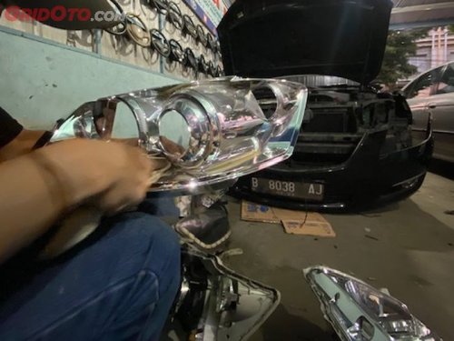 Inilah Tiga Penyebab Lampu Mobil Bekas Jadi Kurang Terang, Simak