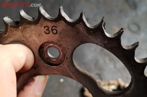 Pantas Saja Rantai Motor Cepat Rusak, Ternyata Komponen Ini Dibiarkan Rusak