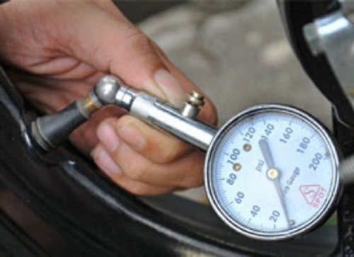 Ini Sebabnya Jangan Campur Angin Biasa Dengan Nitrogen Di Ban Motor Bekas