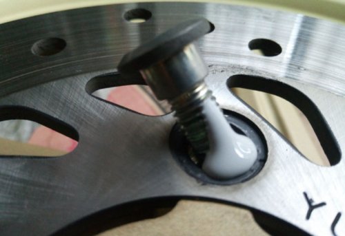 Begini Cara Mencegah Baut Rem Cakram Di Motor Bekas Kendor, Simak Tipsnya