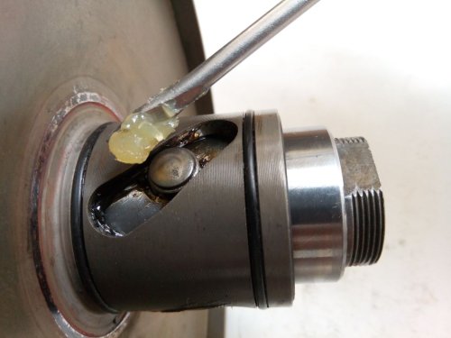 Inilah Efek Samping  Grease CVT Motor Matic Yang Dibiarkan Kering