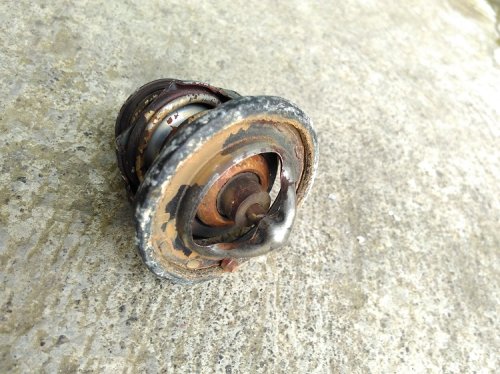 Harus Tahu, Begini Cara Gampang Deteksi Thermostat Motor Yang Rusak