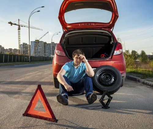 Baru Tahu, Ternyata Segini Jumlah Maksimum Tambalan di Satu Ban Mobil
