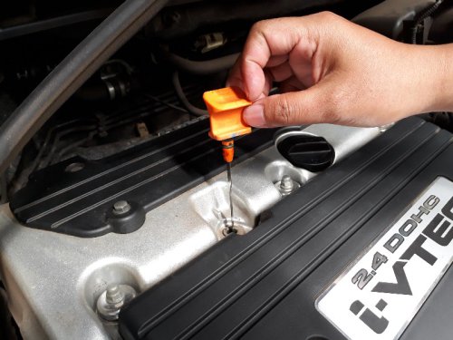 Perawatan Pasca Mudik Lebaran, Ayo Cek Kembali Oli Mesin Mobil