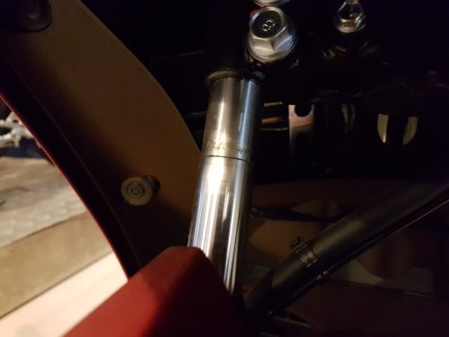 Sudah Tahu Belum, Ini Penyebab Ban Depan Motor Matic Habis Sebelah