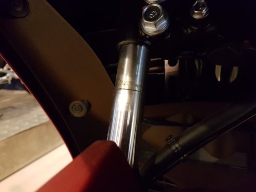 Sudah Tahu Belum, Ini Penyebab Ban Depan Motor Matic Habis Sebelah