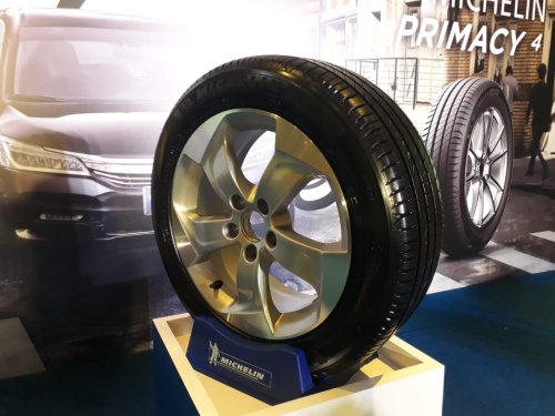 Industri Ban Mobil Nasional , 'Tertolong' Pasar Replacement