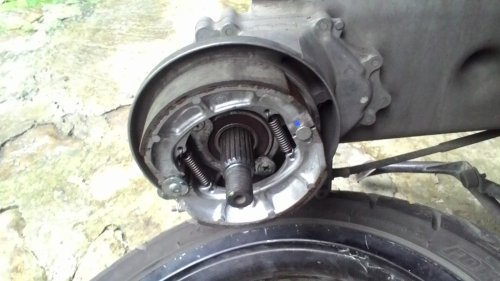 Pulang Lebaran Rem Teromol Motor Matic Kalian Berdecit? Begini Cara Menghilangkannya