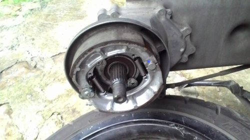 Pulang Lebaran Rem Teromol Motor Matic Kalian Berdecit? Begini Cara Menghilangkannya