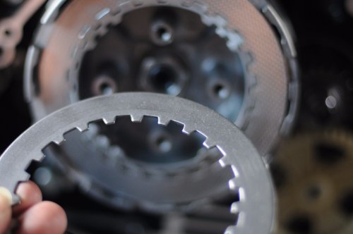 Jangan Asal Pasang Plat Kopling Motor Bekas, Ini Efek Sampingnya