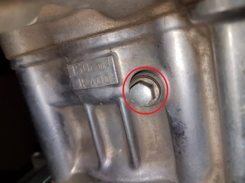 Kuras Air Radiator Motor Bekas Jangan Asal, Begini Cara Yang Benar