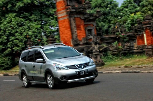 Nissan Grand Livina Bekas Pajak Hidup Bodi Mulus Harganya Segini