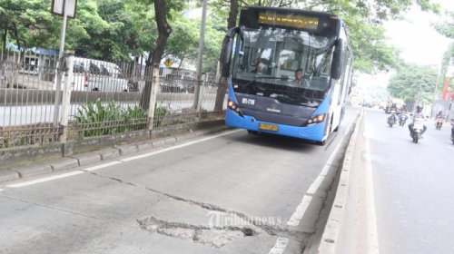 Cuma Sehari! Ini Syarat Naik Bus Transjakarta Dengan Tarif Rp12