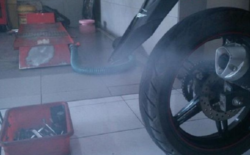 Wajib Tahu, Ini Ciri-ciri Paking Blok Silinder Di Motor Bekas Bocor