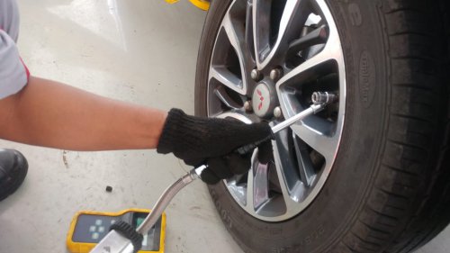 Ini Sebabnya Kenapa Isi Angin Ban Mobil Bekas Harus Saat Keadaan Dingin Saat Mudik