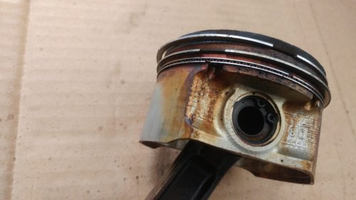 Ini Dua Trik Mudah Bersihkan Kerak Di Piston Motor Bekas Tanpa Bongkar Mesin