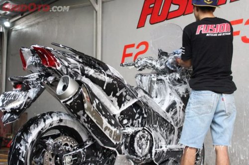 Enggak Cuma Kondisi Jalan, Ini 3 Penyebab Komstir Motor Cepat Oblak