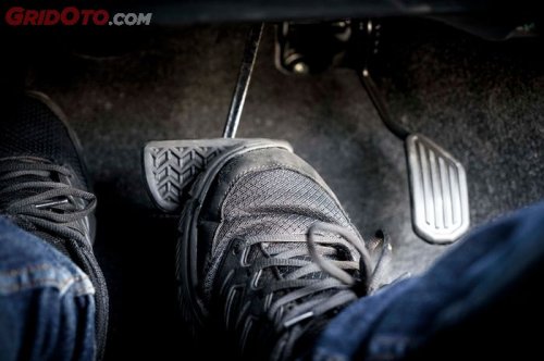 Bikin Was-was, Ini Penyebab Rem Mobil Getar Saat Pedal Diinjak