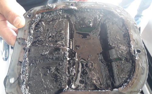 Seperti Bom Waktu, Ini Dampak Biarkan Banyak Sludge Oli Mesin