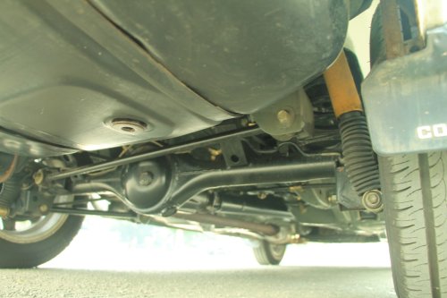 Bahaya Oli Gardan Mobil Bocor Dibiarkan, Ini Dampak Kerusakannya