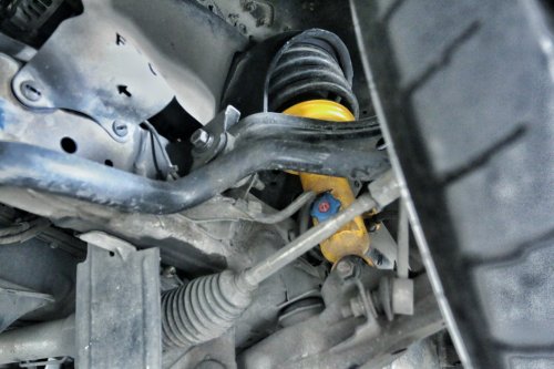 Sudah Tahu Belum, Karet Ini Penyebab Mobil Gak Stabil Di Jalan Kurang Mulus