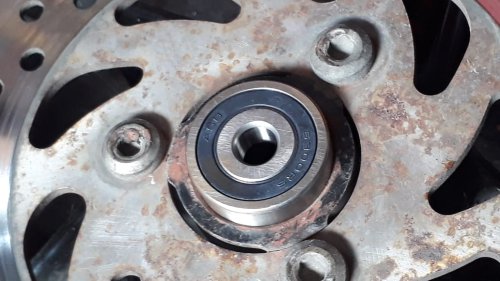 Sudah Tahu Belum, Begini Tanda Bearing Roda Di Motor Bekas Harus Diganti