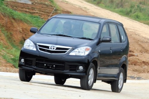 Inilah Tiga Pilihan Mobil Bekas MPV Harga Di Bawah Rp 50 Juta kondisi Siap Pakai